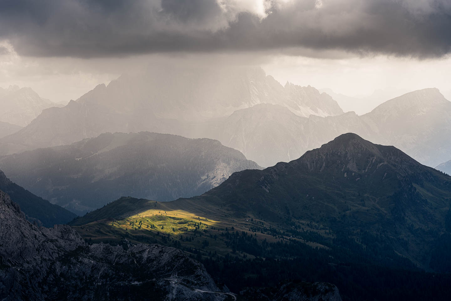 Lichtdurchflutete Dolomiten